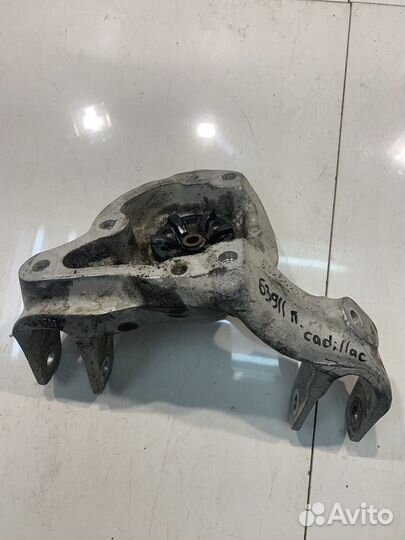 Опора переднего амортизатора (правая)