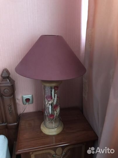 Лампа настольная