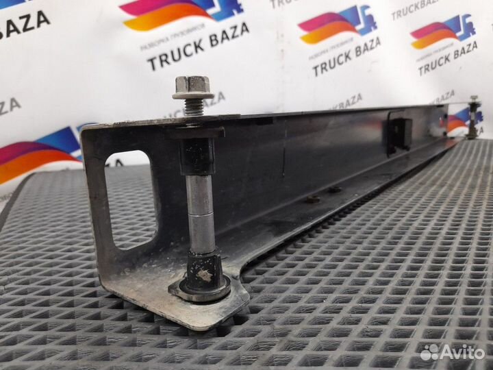 Рамка радиатора Mercedes-Benz Actros