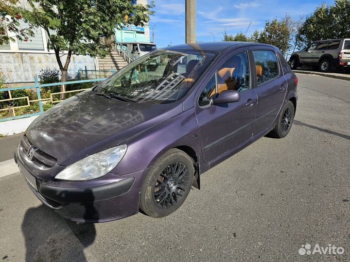 Peugeot 307 1.6 AT, 2004, 206 215 км