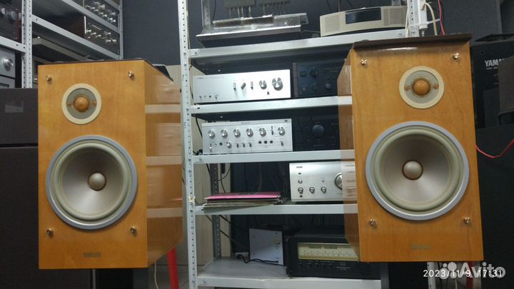 Акустика Yamaha NS-1 A-S1000 подставки