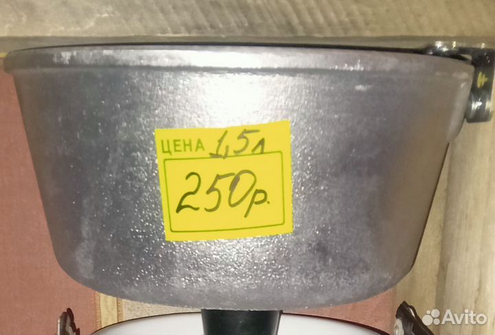 Кастрюли, казаны, сковороды