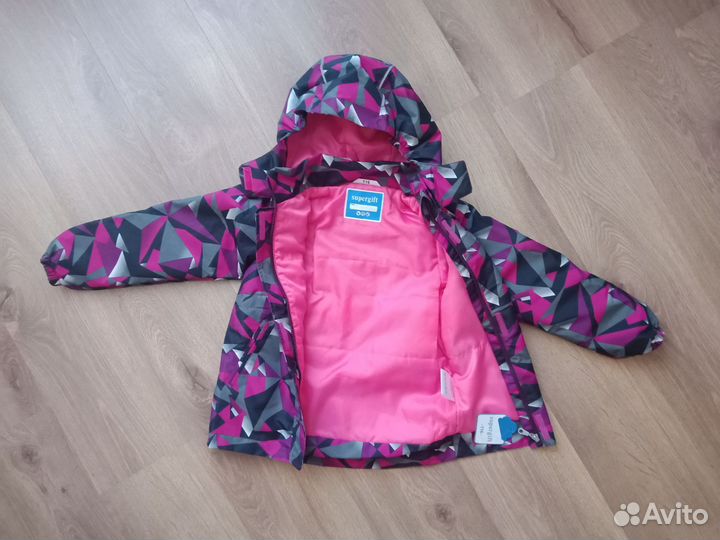 Демисезонный костюм на девочку 116