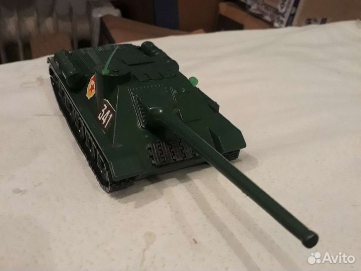 Су -100