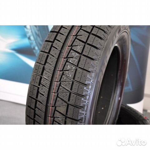 Bridgestone Blizzak Revo GZ 205/70 R15 96S