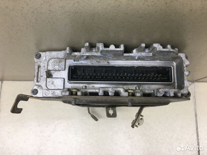 Блок управления двигателем Golf III/Vento 1991-199