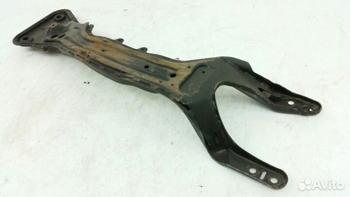 Балка передняя Nissan Presage VNU30 YD25DDT 1999