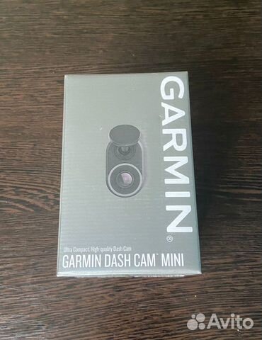 Видеорегистратор Garmin Dash Cam Mini