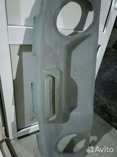 Полка на Приору. Заводская