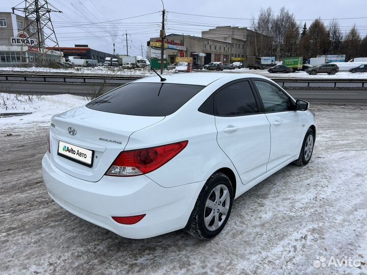 Hyundai Solaris 1.4 AT, 2012, 151 160 км