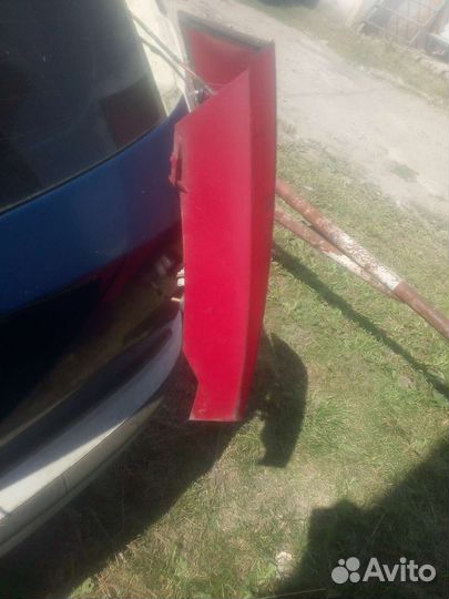 Фанарь задний правый форд фокус 1 хэтчбэк