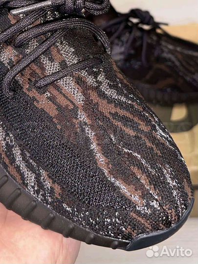 Кроссовки Adidas Yeezy