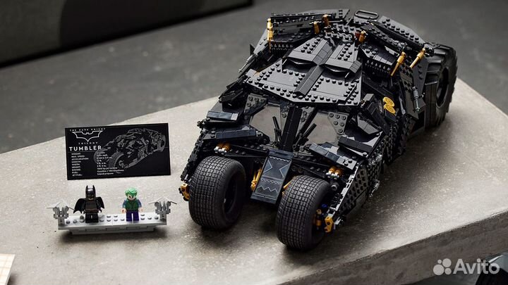 Lego DC Comics Super Heroes 76240 Бэтмобиль 
