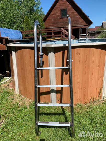 Лестница для бассейна 4 ступеньки, новая
