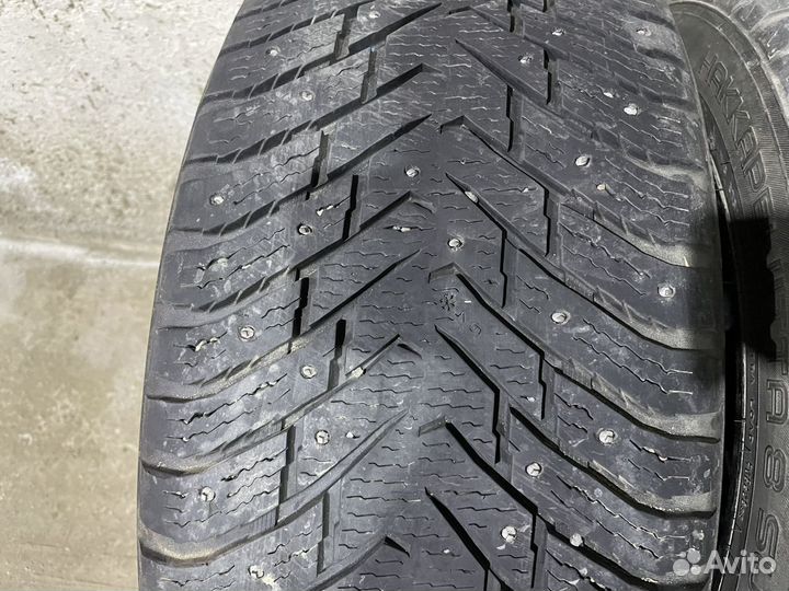 Nokian Tyres Hakkapeliitta 8 SUV 275/45 R20