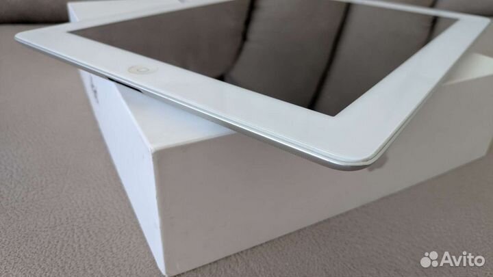 iPad 2 Wi-Fi 3G 16gb White