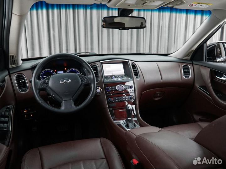 Infiniti QX50 2.5 AT, 2016, 82 797 км