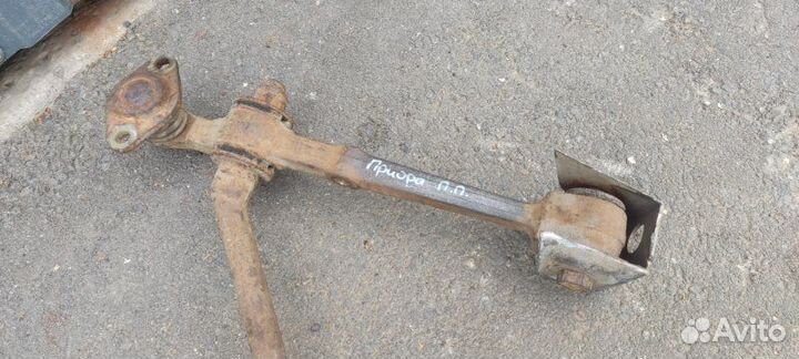 Рычаг подвески нижний передний правый LADA Priora