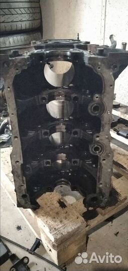 Блок цилиндров Toyota Corolla Verso