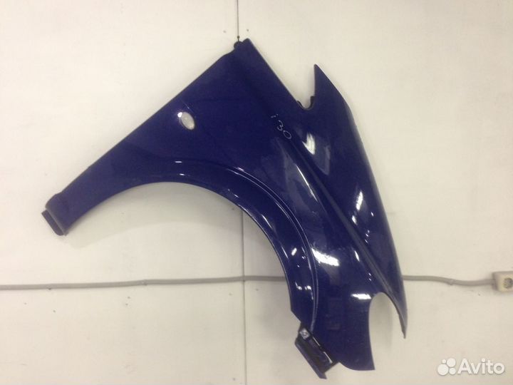 Крыло переднее правое Мерседес Вито 639