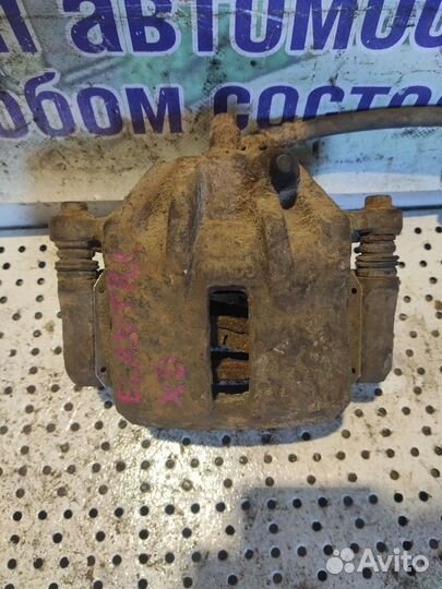 Суппорт тормозной передний левый Hyundai Elantra