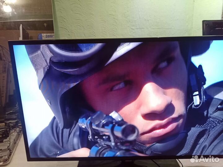 Телевизор samsung