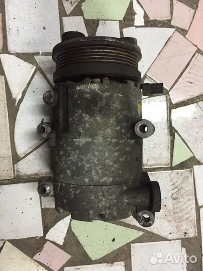 Компрессор кондиционера Ford Focus 2 2.0