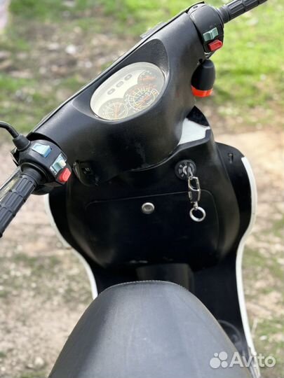 Скутер Raiser 6