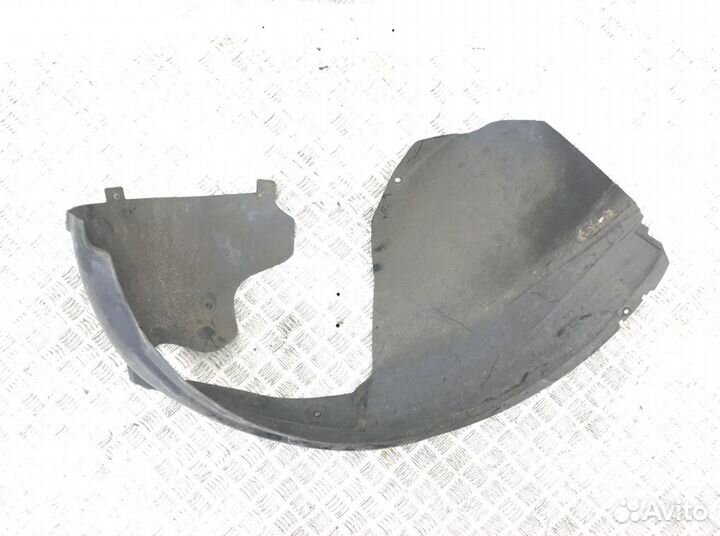 Защита арок передняя правая (подкрылок) Audi A3 8P