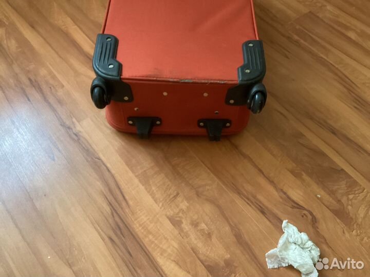 Чемодан на колесах бу