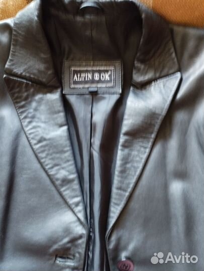 Кожаный пиджак 46 48 женский