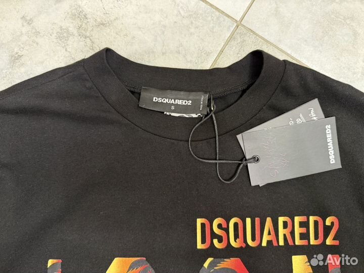 Футболка Dsquared2
