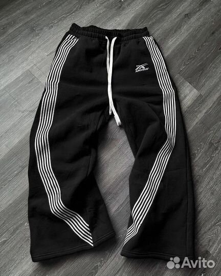 Широкие спортивные штаны adidas type