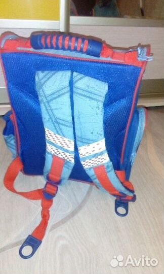 Портфель с ортопедической спинкой