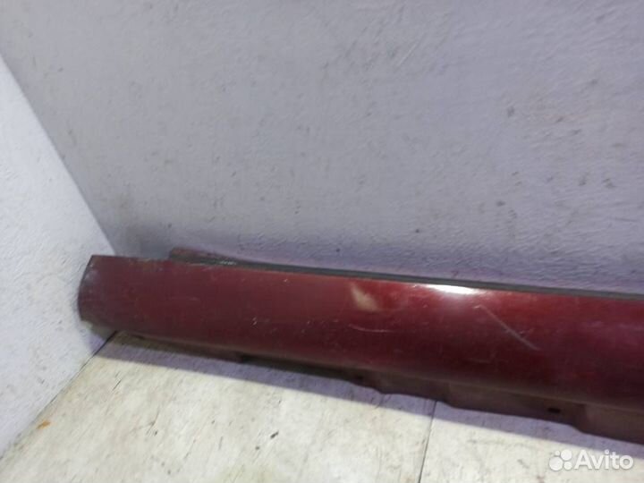 Накладка на правый порог