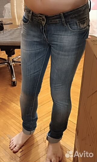 Джинсы