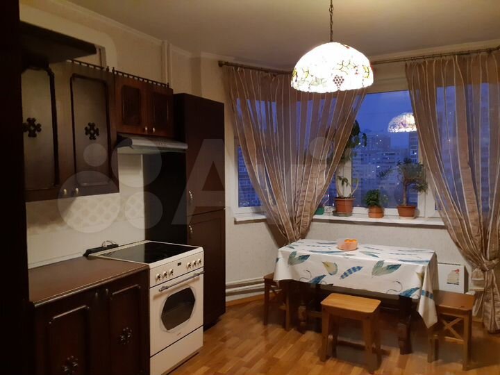 Комната 19 м² в 3-к., 12/14 эт.