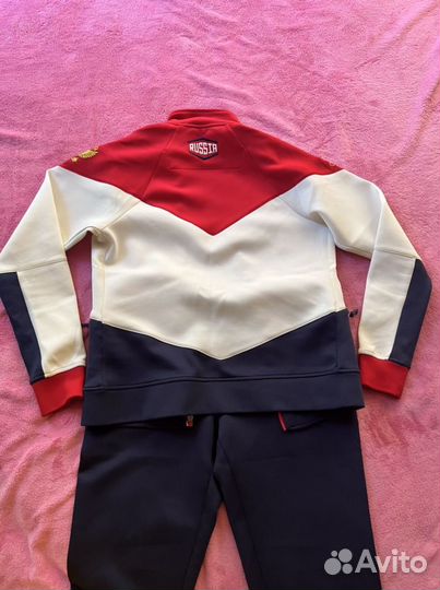 Спортивные костюмы сборной России bosco и forward