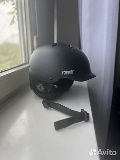 Шлем горнолыжный terror