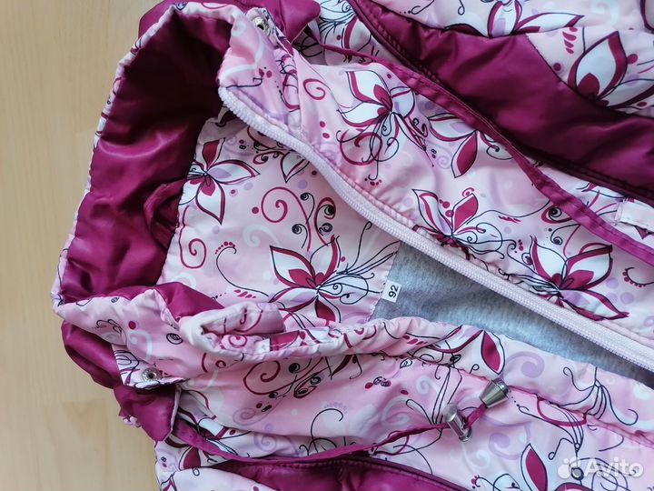 Весенняя куртка для девочки 92