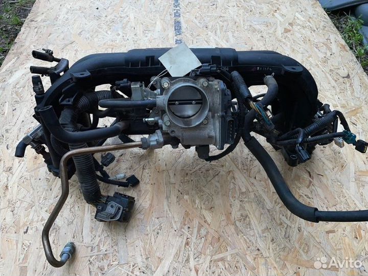 Впускной коллектор в сборе с эл. дросселем, с