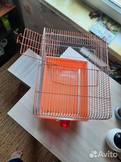 Продам клетку для хомяков