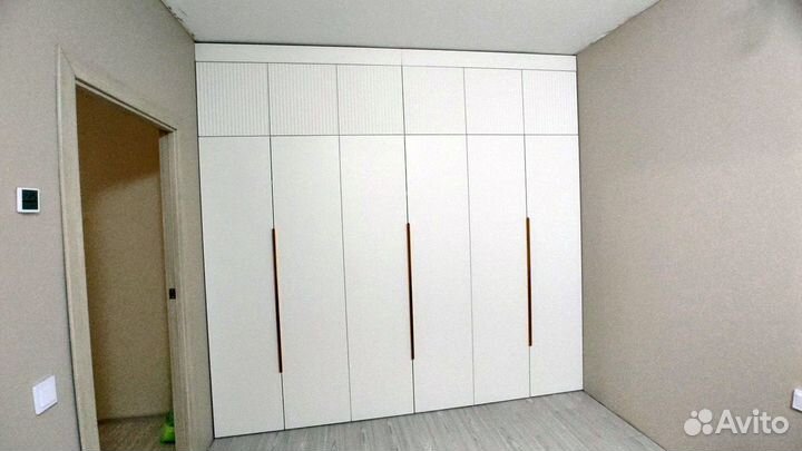 Шкаф распашной от производителя под заказ