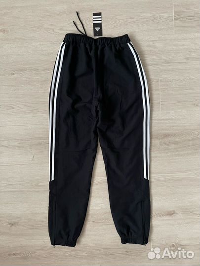 Спортивный костюм adidas сборной России