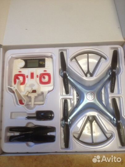 Квадрокоптер Syma X5HW