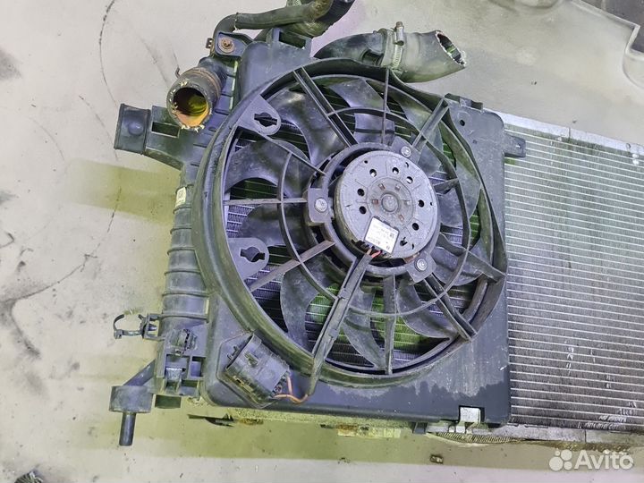 Опель астра н Зафира в кассета радиаторов 1.7 cdti