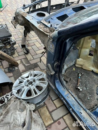 Четверть передний левый Hyundai Accent 1.5 2008