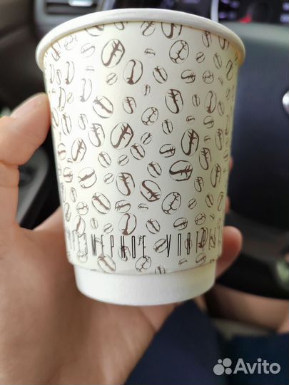 Бумажные стаканы