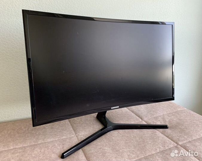 Монитор Samsung 27”