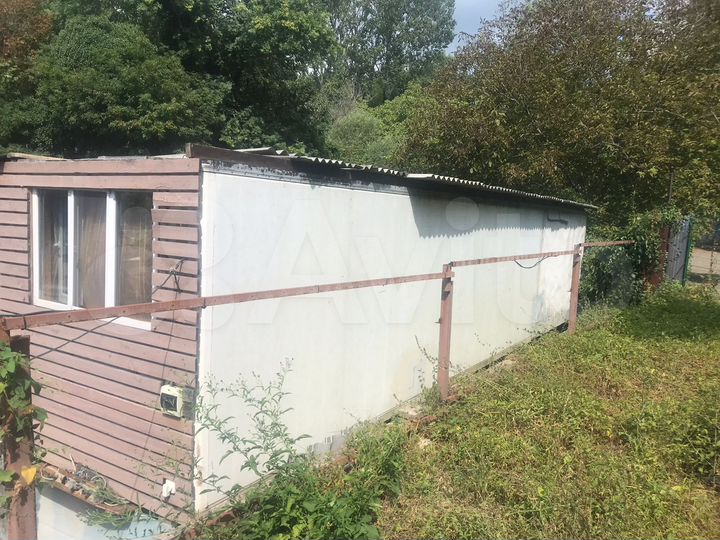 Комната 80 м² в 4-к., 1/1 эт.